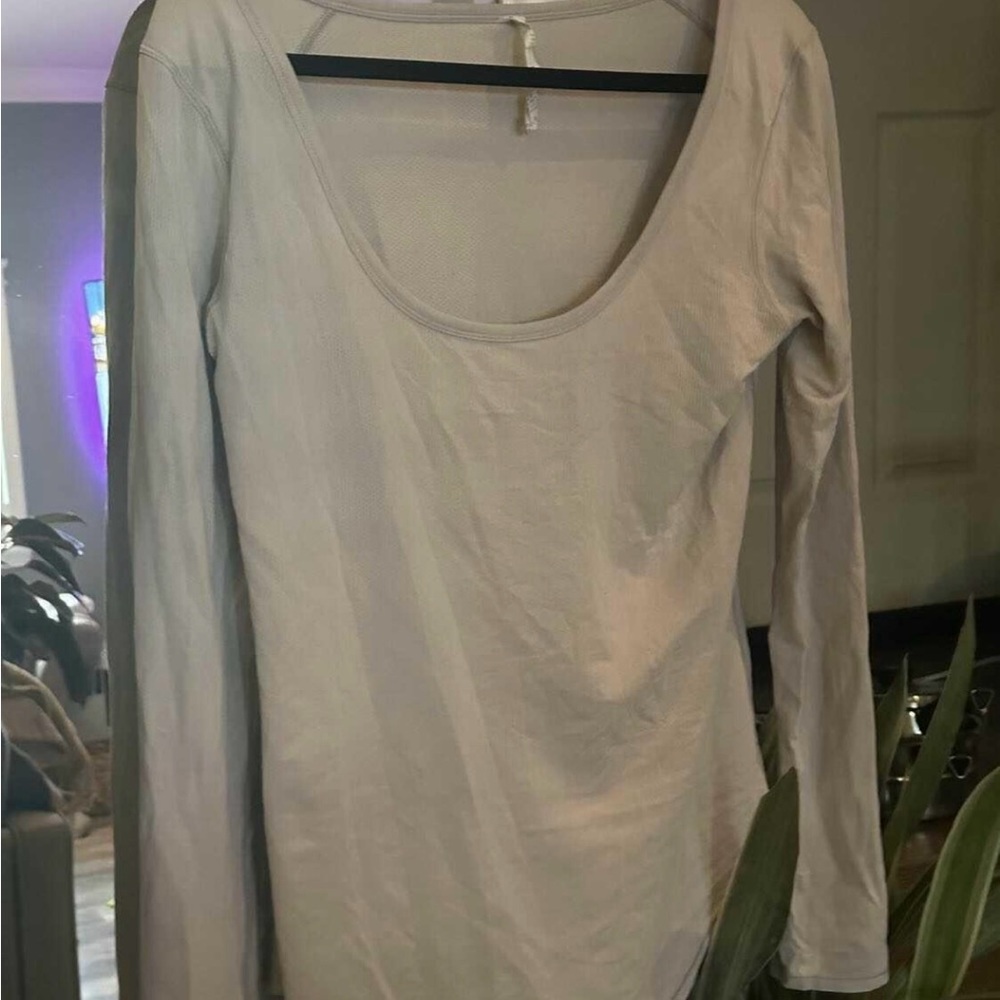 Lululemon long sleeve shirt